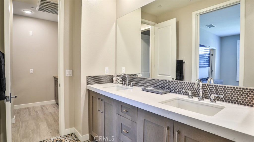 876 Doheny Way Property Photo 23