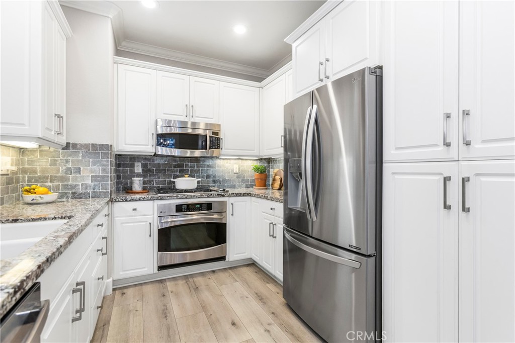 302 Canoe Pond Property Photo 7