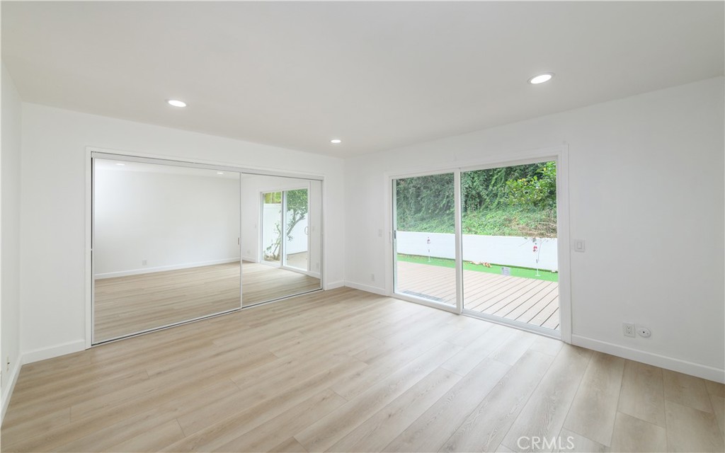 5016 Paseo De Vega Property Photo 13
