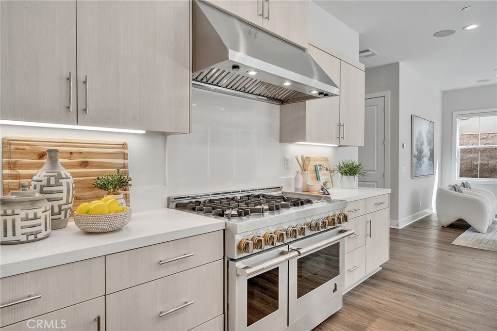 140 Walworth Property Photo 21