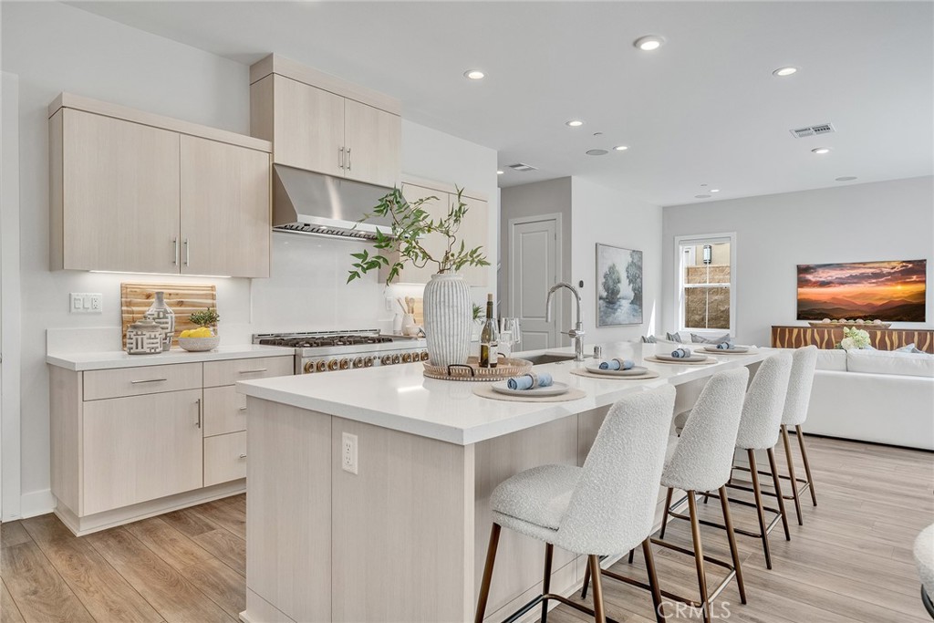 140 Walworth Property Photo 24