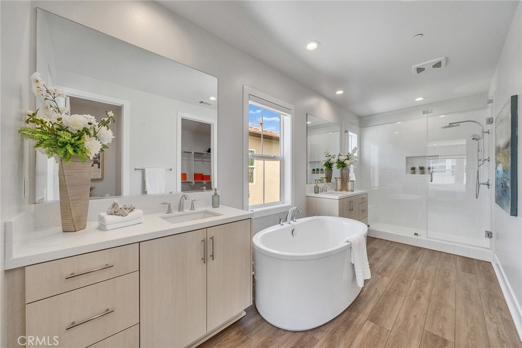 140 Walworth Property Photo 36