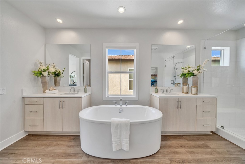 140 Walworth Property Photo 37