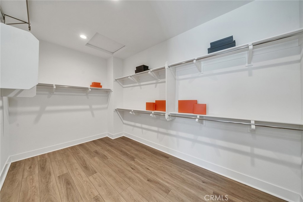 140 Walworth Property Photo 39