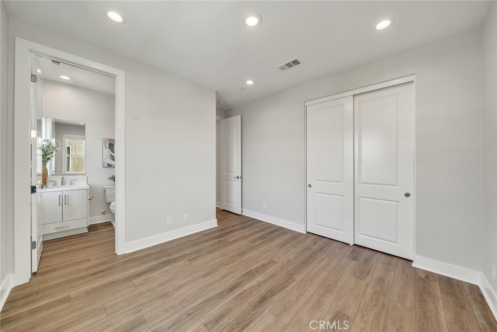 140 Walworth Property Photo 44