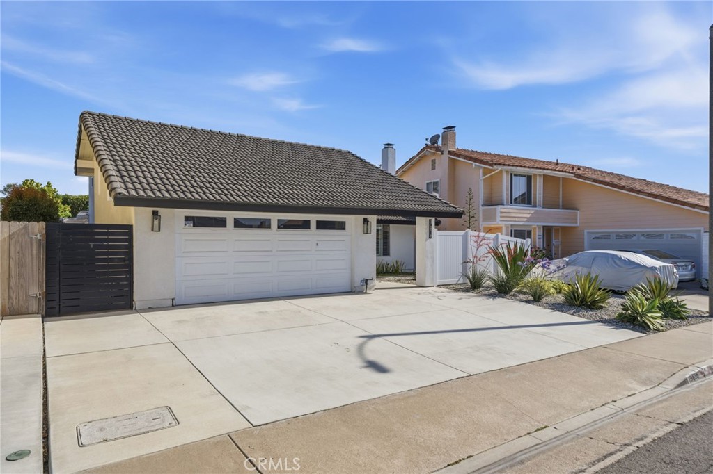 10618 El Toro Property Photo 3