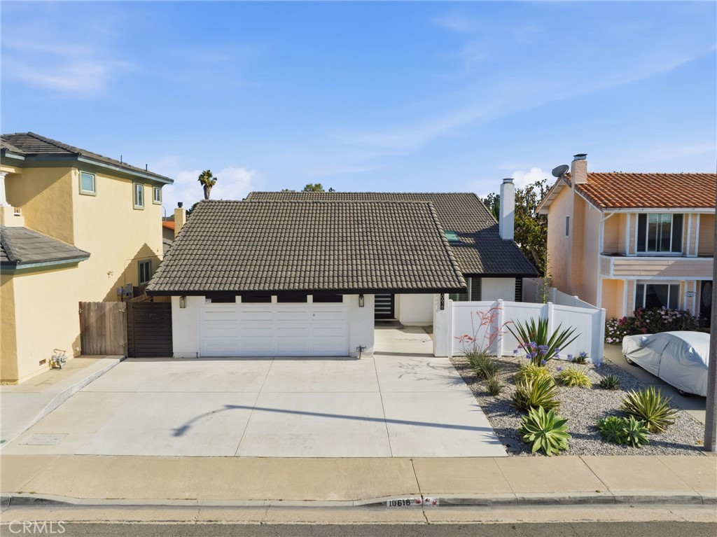 10618 El Toro Property Photo 33