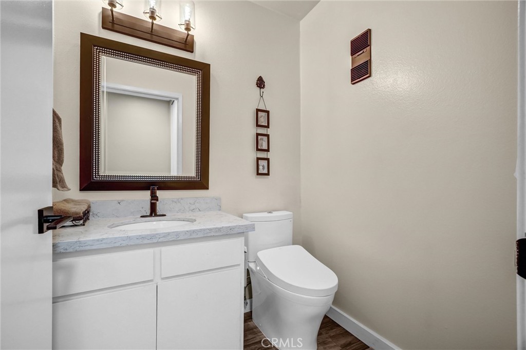 49 Montanas Este 23 Property Photo 17