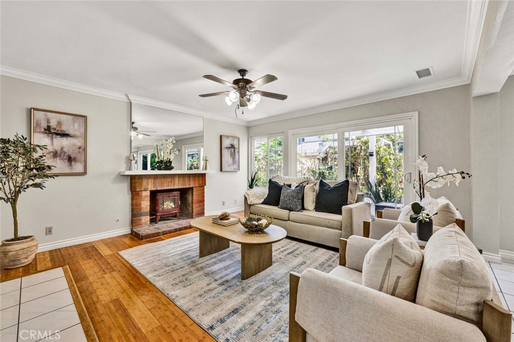 3841 Claremont St Property Photo 1