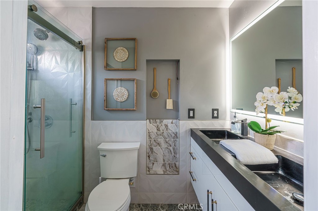 7901 La Carta Circle Property Photo 4