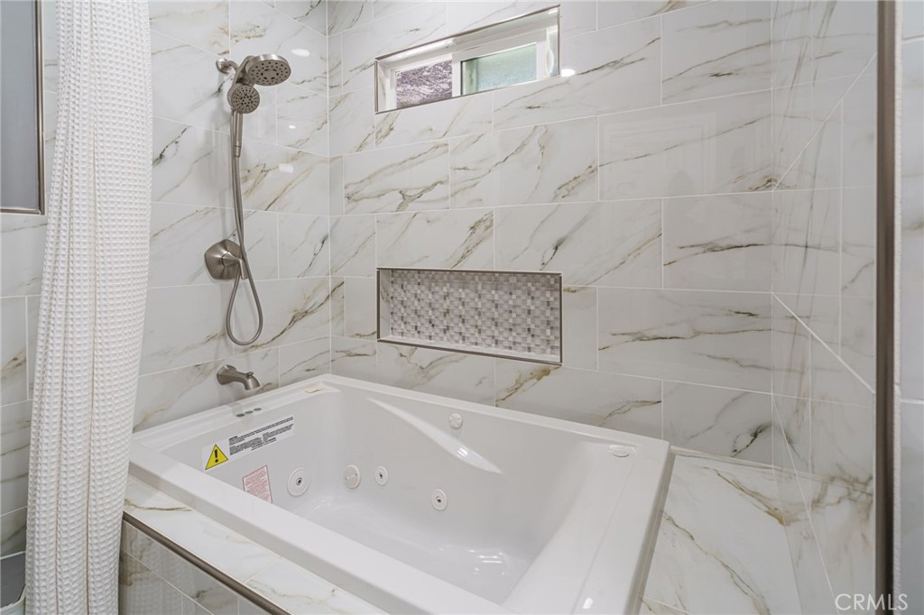 7901 La Carta Circle Property Photo 42