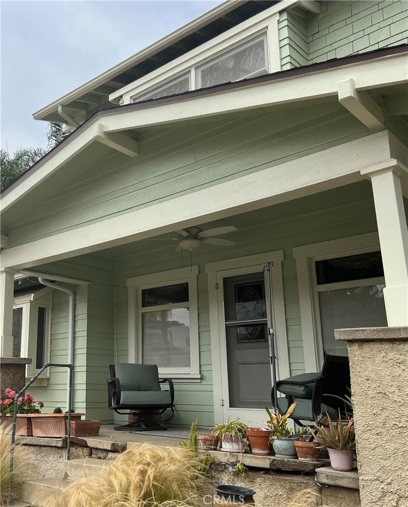 701 10th Property Photo 2