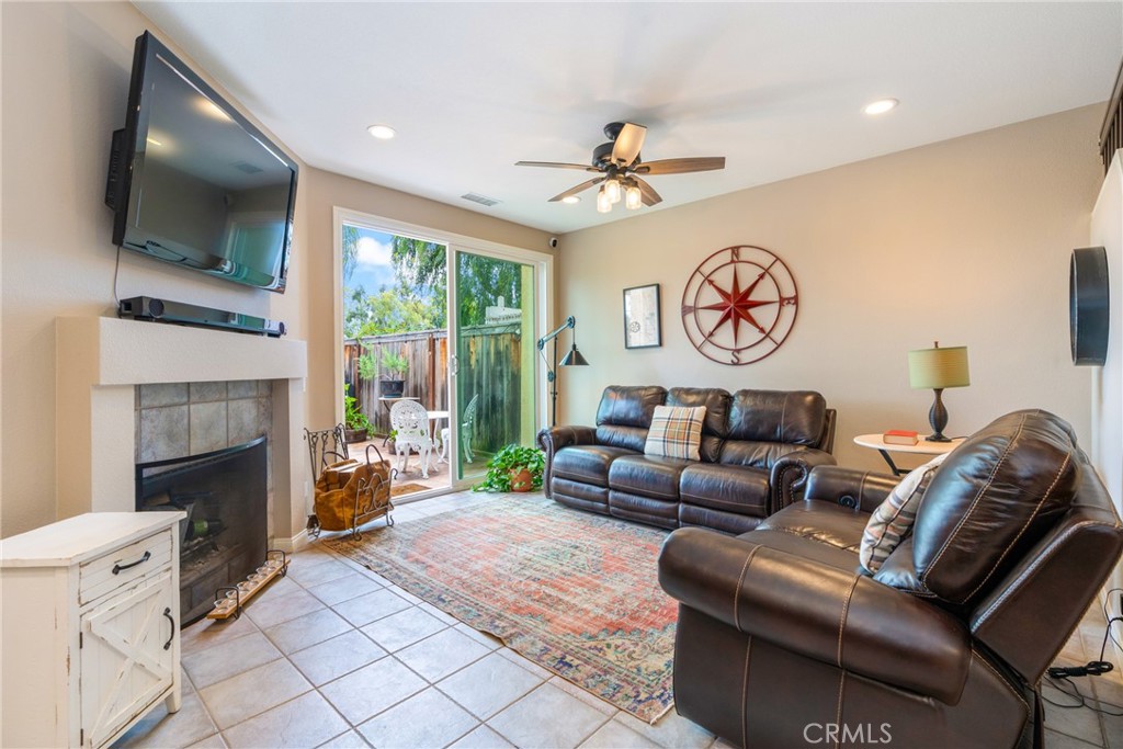 44 Pinzon Property Photo 5