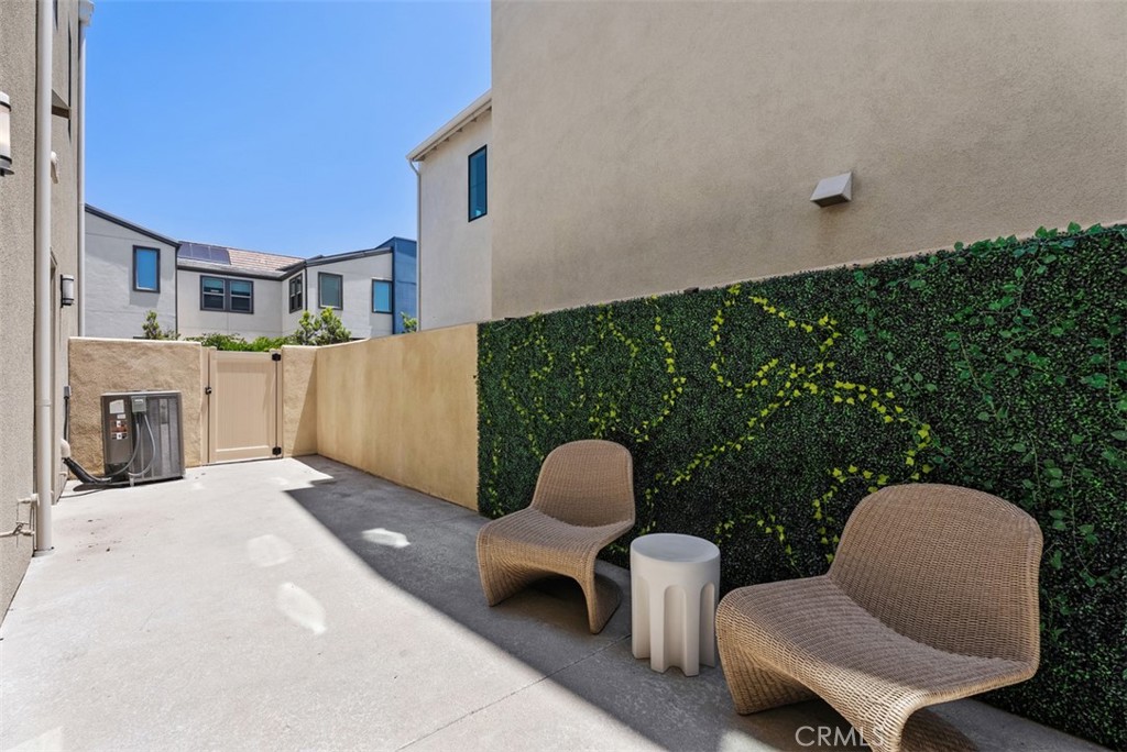 121 Bosal Property Photo 13
