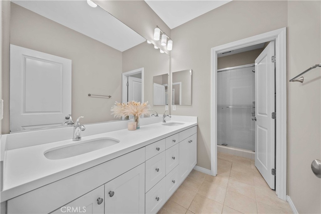 81 Cactus Flower Property Photo 23