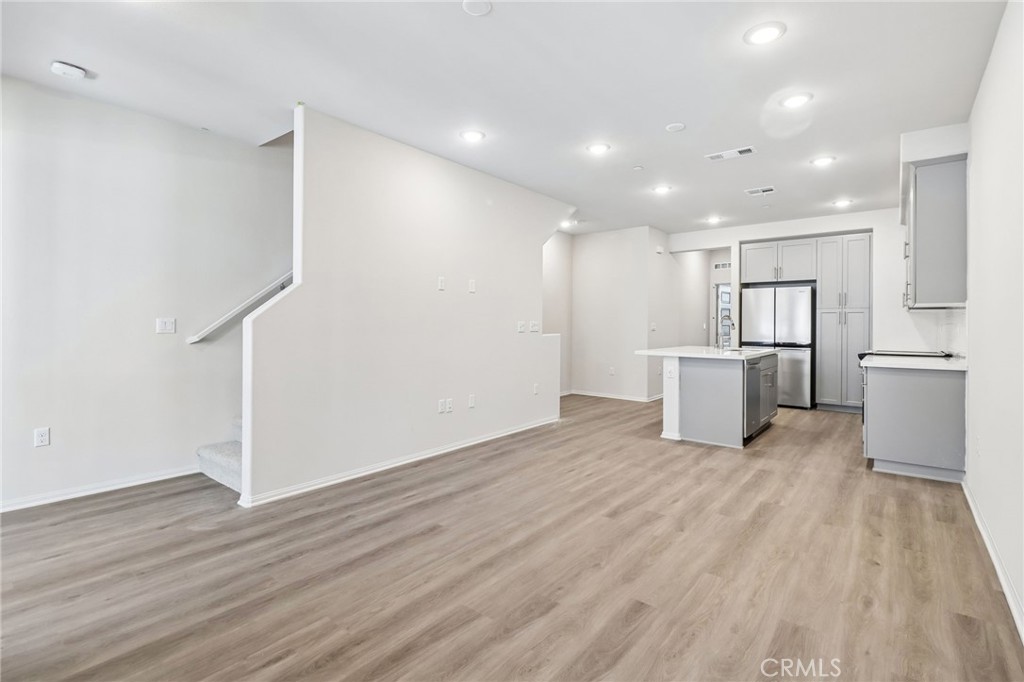 403 Lotus Drive Property Photo 4