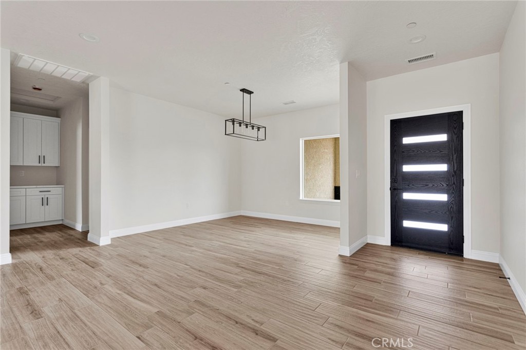 15561 Apple Valley Road Property Photo 17