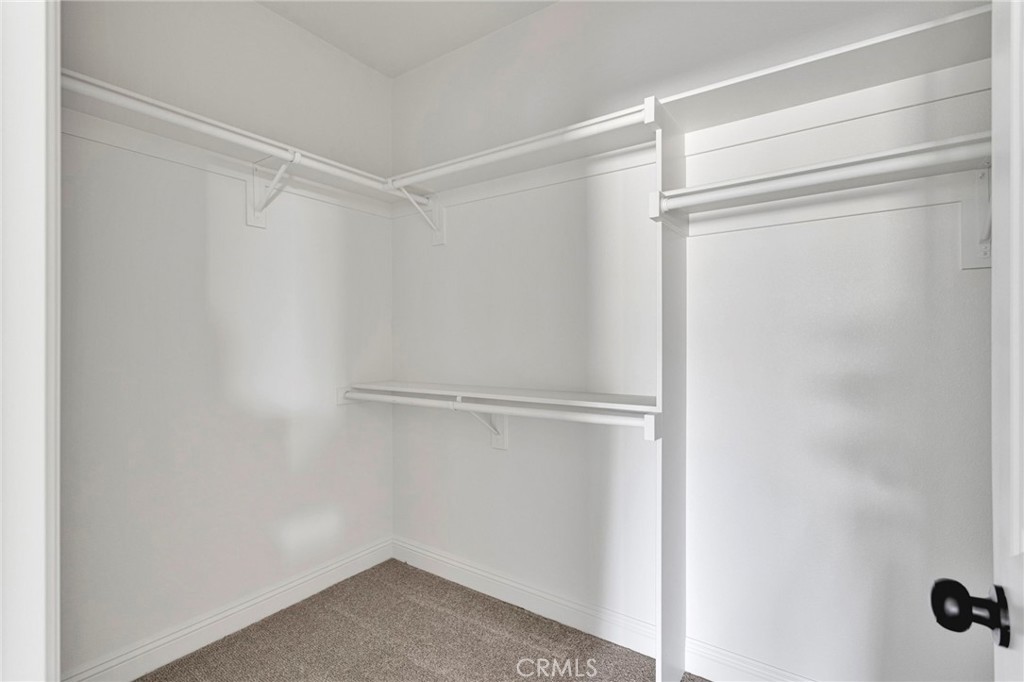 15561 Apple Valley Road Property Photo 32