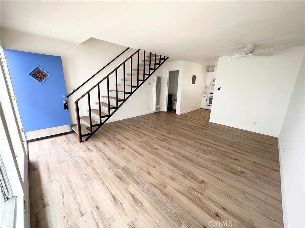 33802 Castano Drive B Property Photo 4