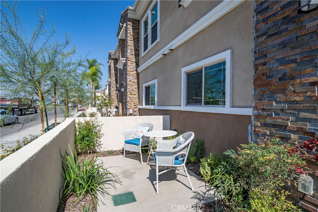 14102 Edwards Property Photo 1