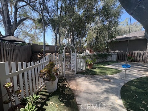24362 Woodwalk Property Photo 11