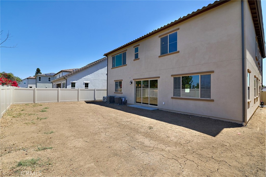 16009 Willows Court Property Photo 5