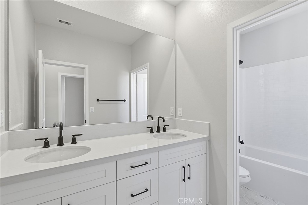 16009 Willows Court Property Photo 32