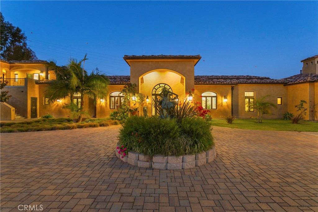 6884 Poco Lago Property Photo 12