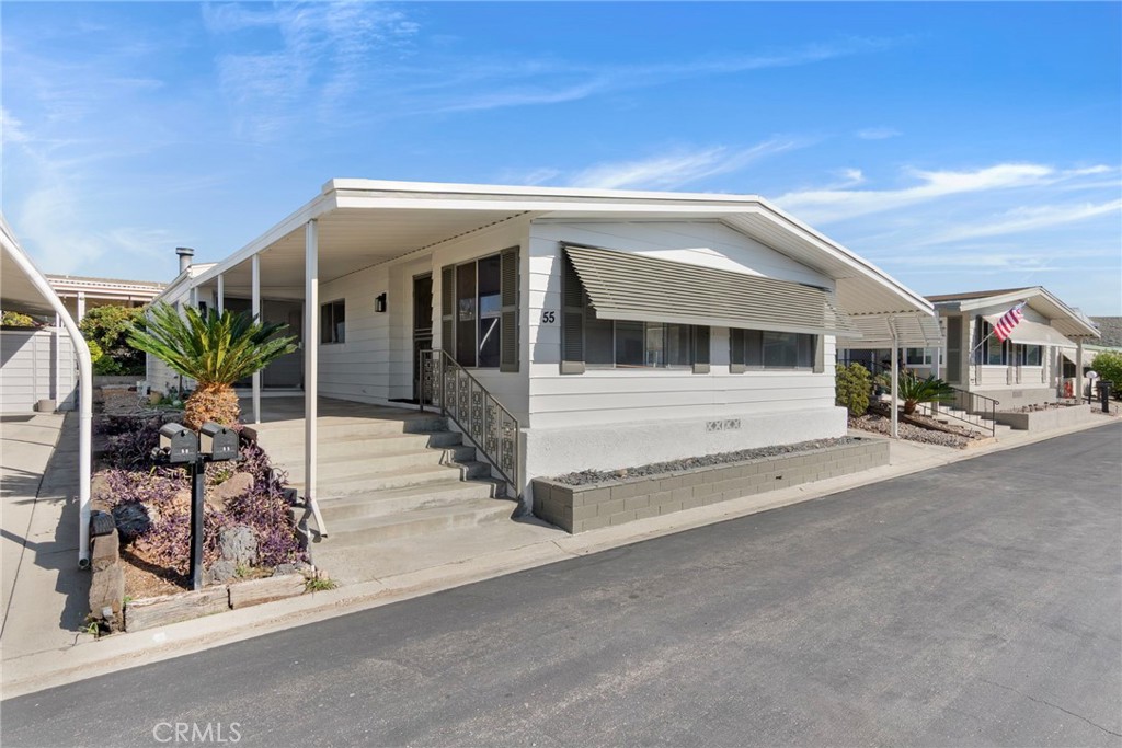 11730 Whittier Boulevard 55 Property Photo 4