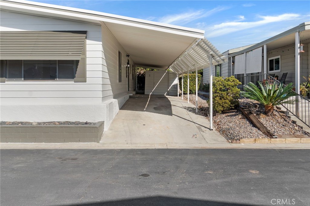 11730 Whittier Boulevard 55 Property Photo 6