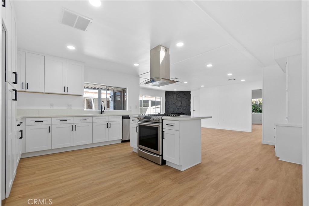 11730 Whittier Boulevard 55 Property Photo 13
