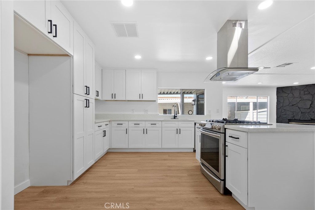 11730 Whittier Boulevard 55 Property Photo 14