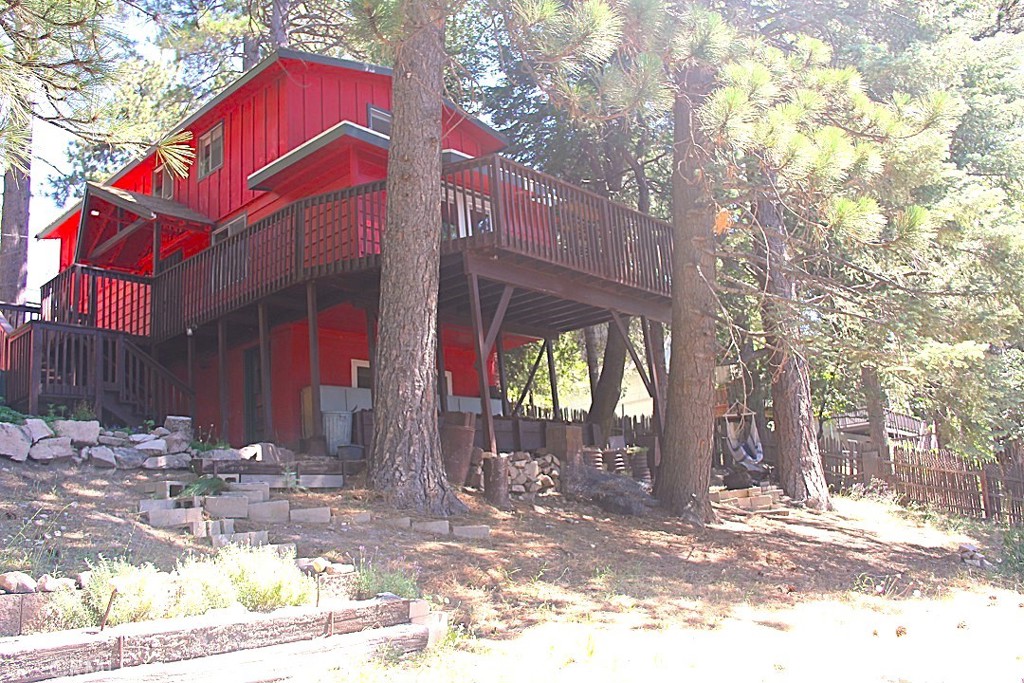 31705 Silver Spruce Drive Property Photo 1
