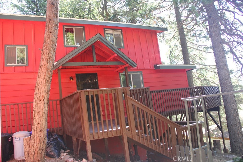 31705 Silver Spruce Drive Property Photo 2