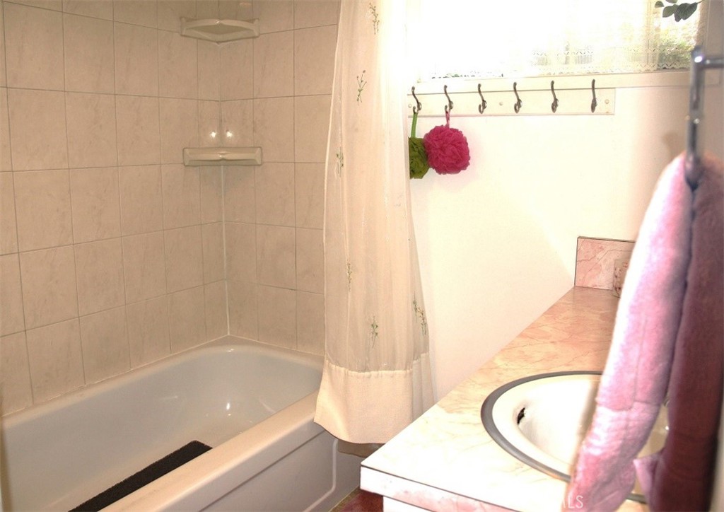 31705 Silver Spruce Drive Property Photo 8