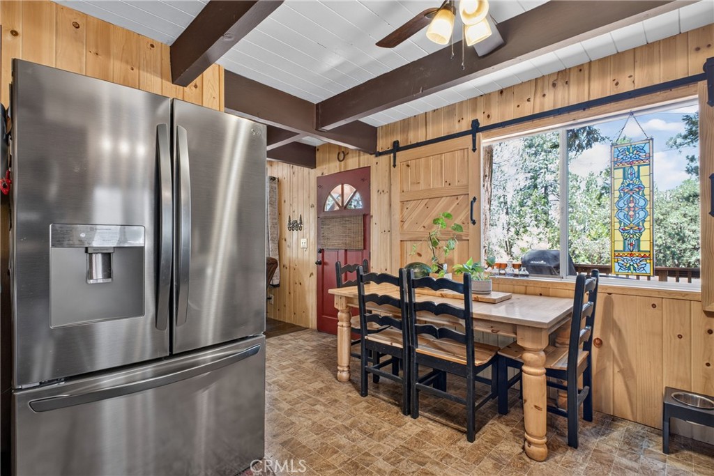 25151 Wrightwood Property Photo 9
