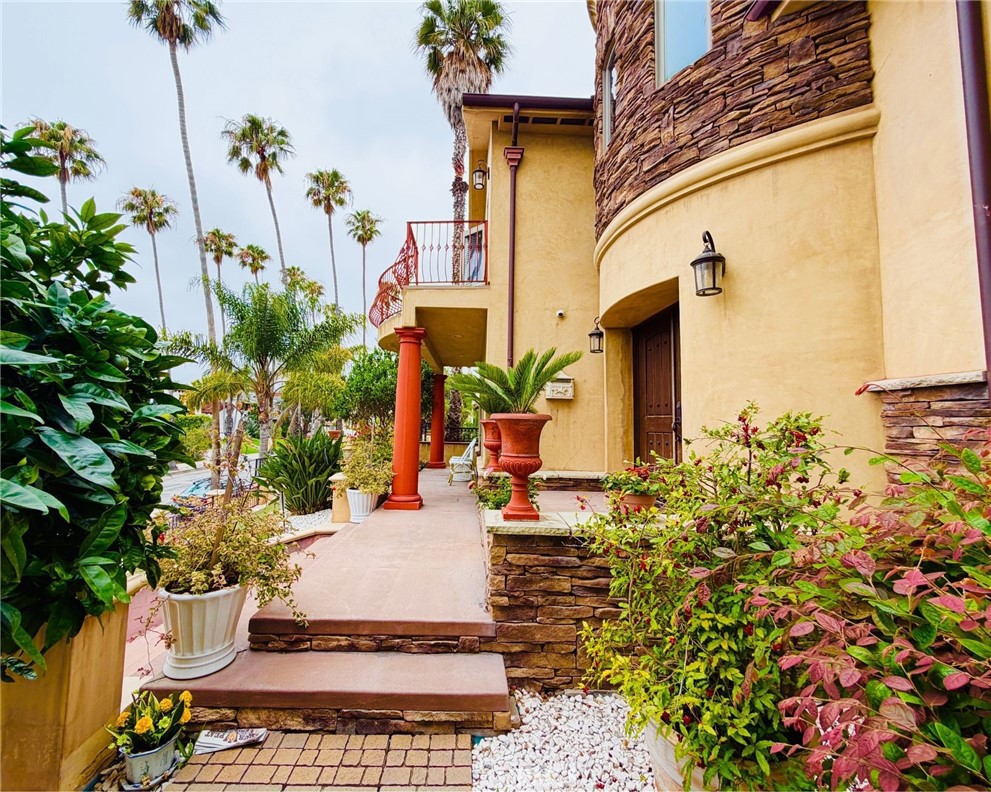 116 Termino Property Photo 2