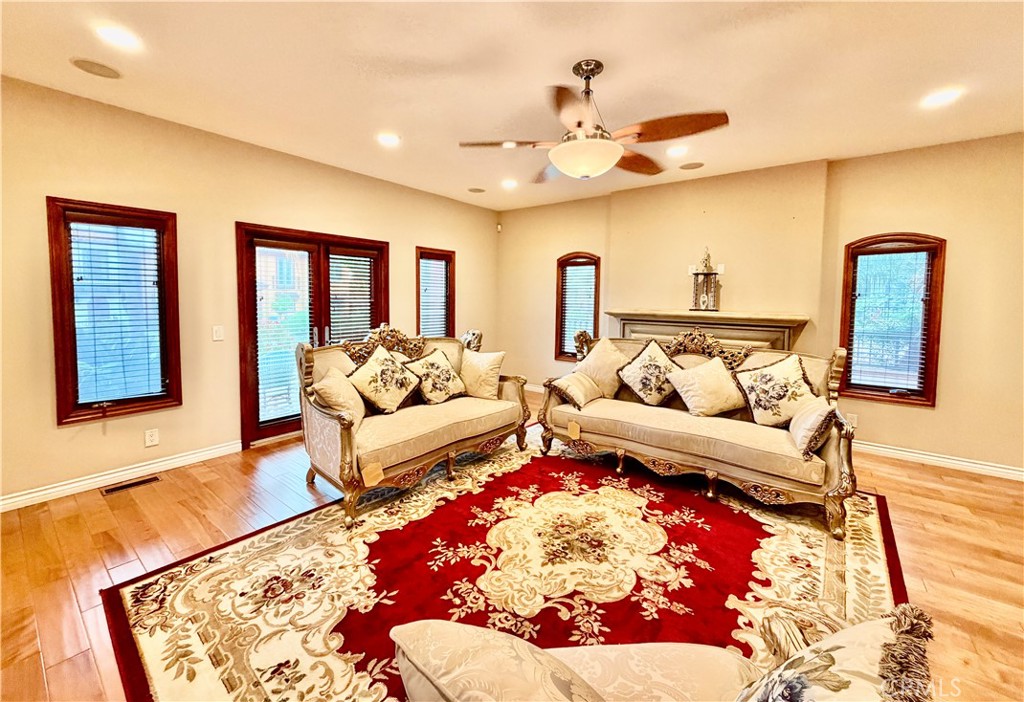 116 Termino Property Photo 17