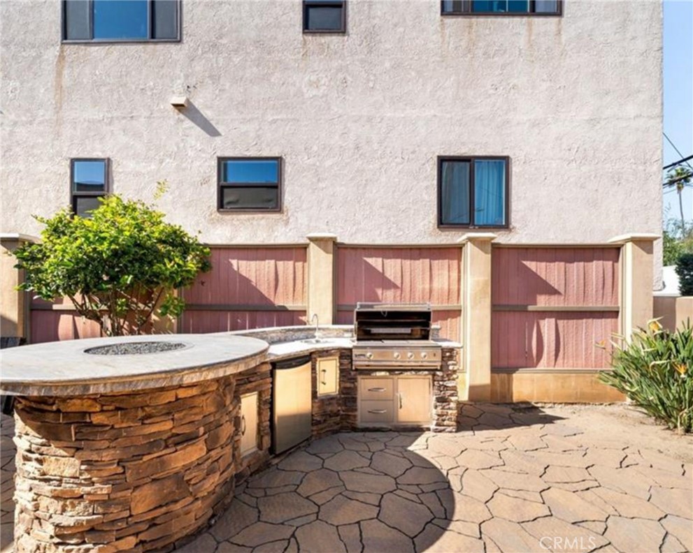 116 Termino Property Photo 40