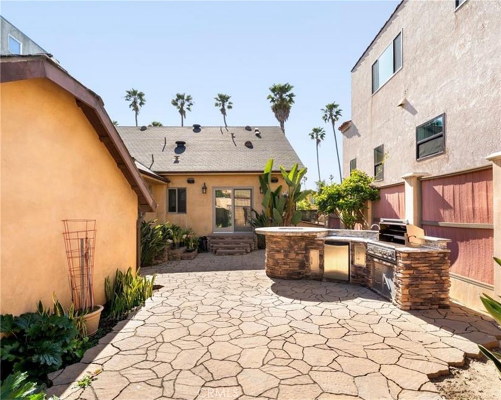 116 Termino Property Photo 41