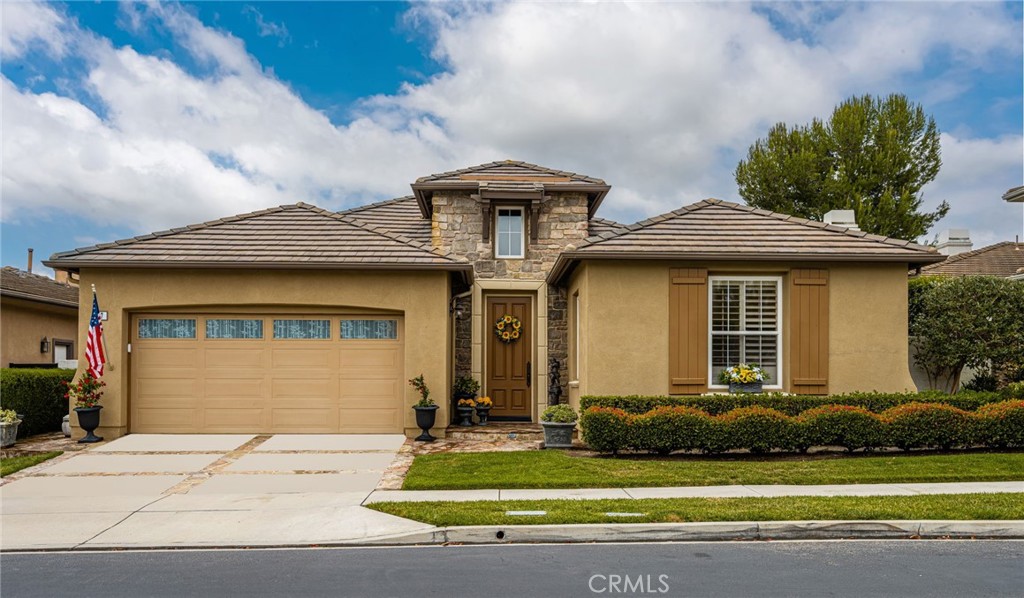 17 Corte Rivera Property Photo 2