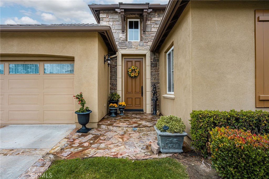 17 Corte Rivera Property Photo 3