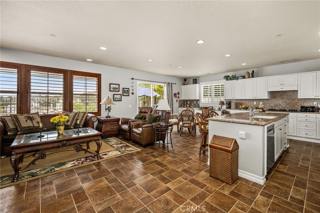 17 Corte Rivera Property Photo 12