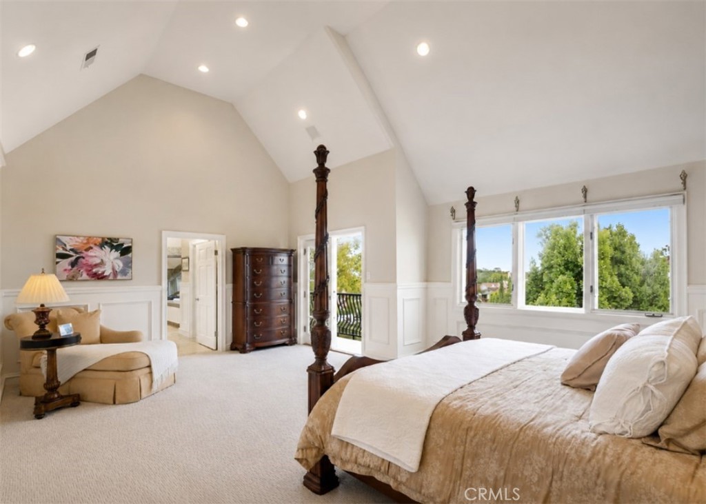 22187 Westcliff Property Photo 24