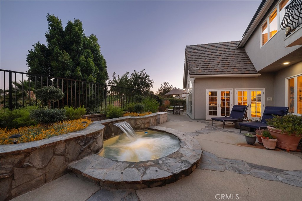 22187 Westcliff Property Photo 36