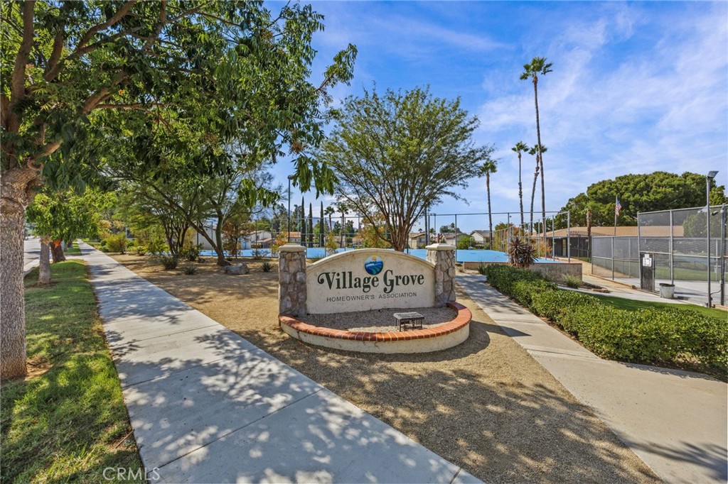 1554 Border B Property Photo 26