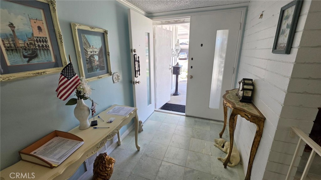 9092 Adelia Circle Property Photo 4