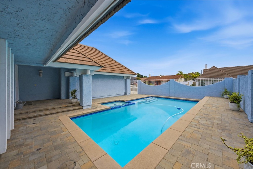 19151 Yacht Lane Property Photo 6
