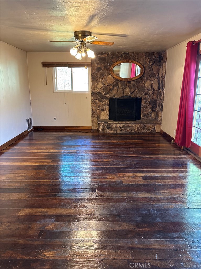23801 Zuger Property Photo 1