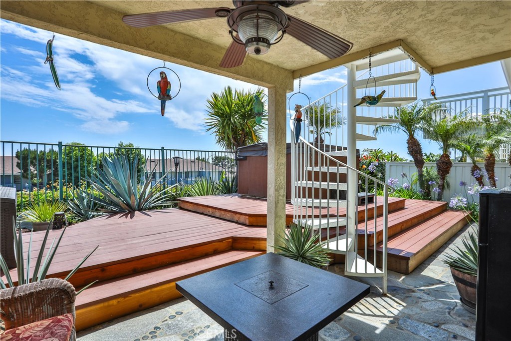 2330 Avenida Marejada Property Photo 21